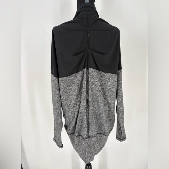 Zella Women’s Workout Overcoat (B41) - Picture 3 of 8